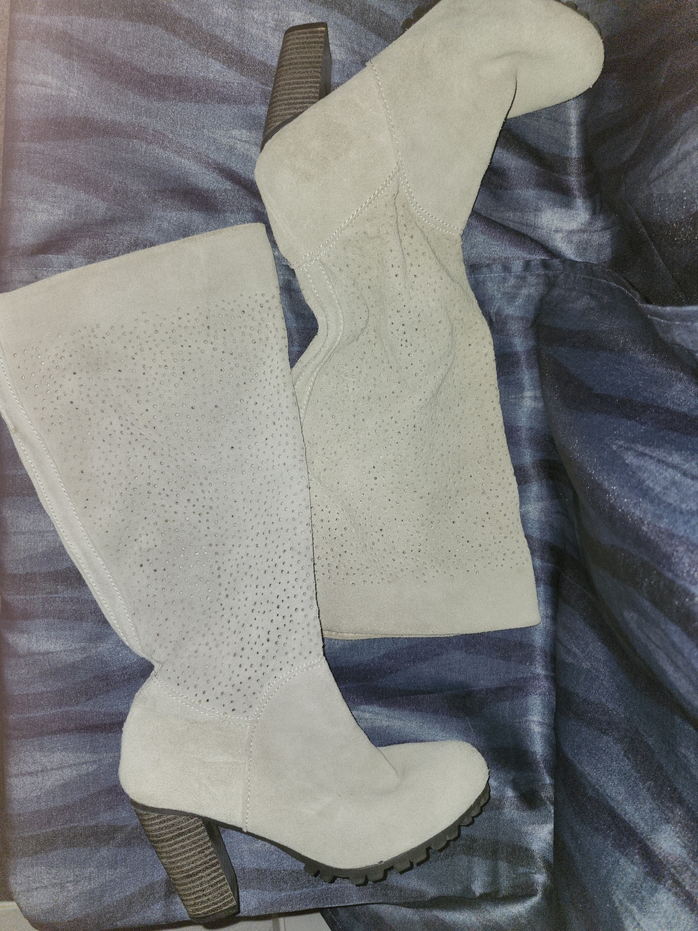 Women's Taupe Suede Mid-Heel Knee Boots